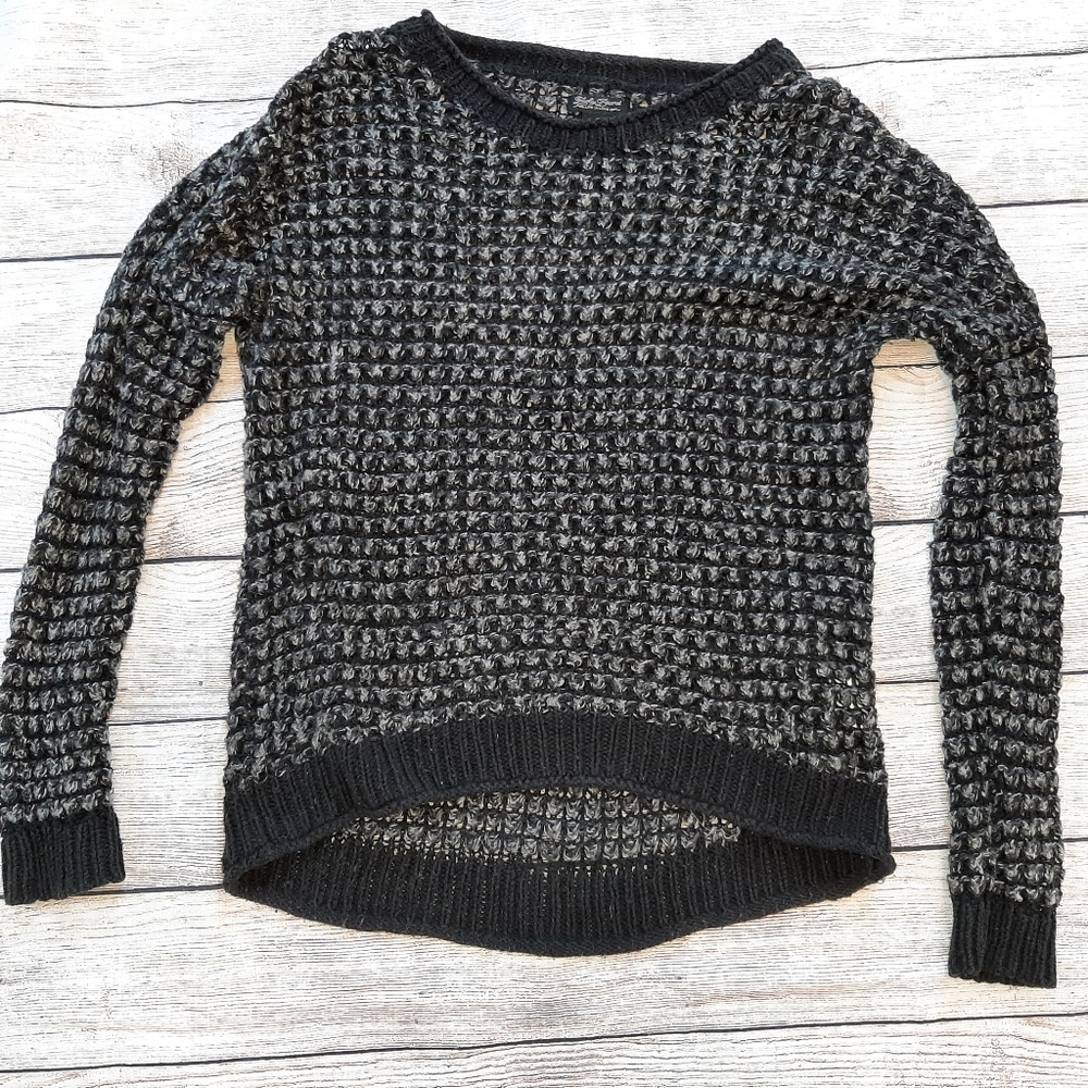 Lucky Brand Open Weave Black and Gray Sweater SM - Picture 2 of 12